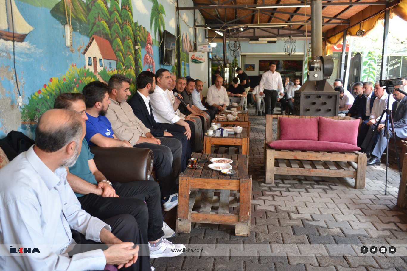 HÜDA PAR Milletvekili Serkan Ramanlı Bursa'da esnafı dinledi, vatandaşla buluştu HÜDA PAR Milletvekili Serkan Ramanlı Bursa'da esnafı dinledi, vatandaşla buluştu