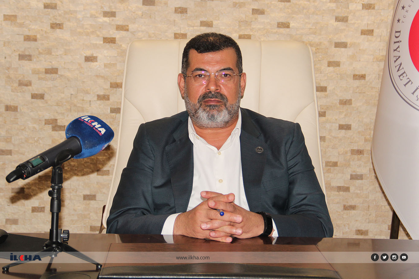 Müftü Durmuş'tan ailelere çağrı: Çocuklarınızı Kur'an kurslarına gönderin, takipçisi olun Müftü Durmuş'tan ailelere çağrı: Çocuklarınızı Kur'an kurslarına gönderin, takipçisi olun