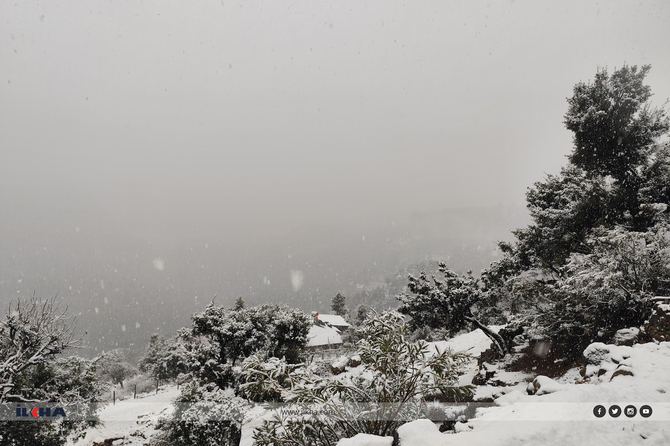 Adana’nın yüksek kesimleri beyaza büründü