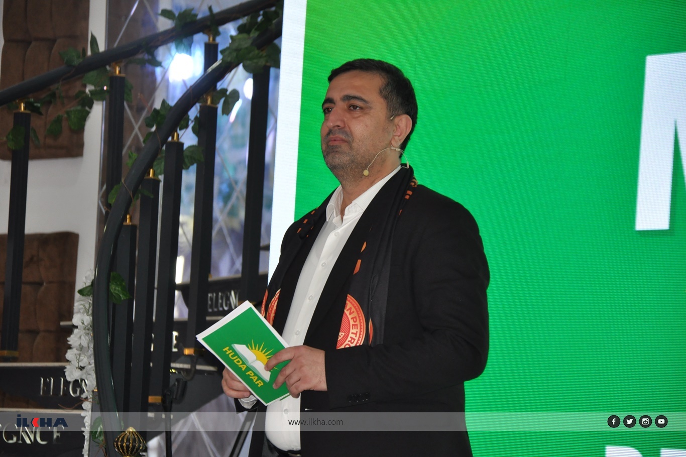 Batman Belediye Başkan adayı Ramanlı, projelerini ve meclis üyelerini açıkladı