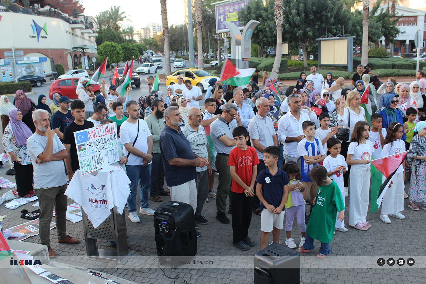 Mersin'den Küresel Sumud Filosu'na destek: Herkes sussa bile biz susmayacağız Mersin'den Küresel Sumud Filosu'na destek: Herkes sussa bile biz susmayacağız