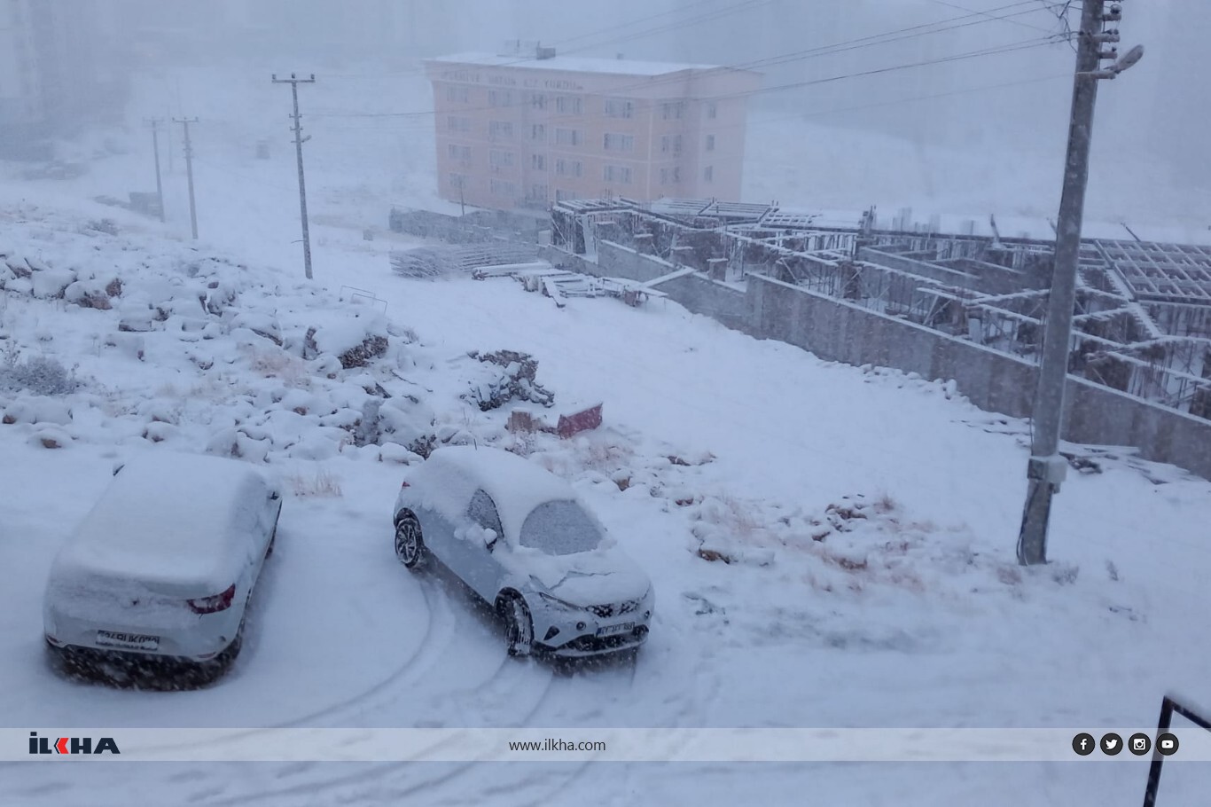 Mardin’de yılın ilk karı yağdı
