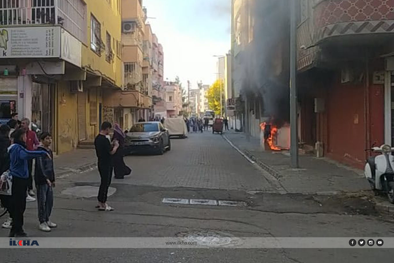 Trafo patlaması ve yangın büyük korkuya neden oldu Trafo patlaması ve yangın büyük korkuya neden oldu