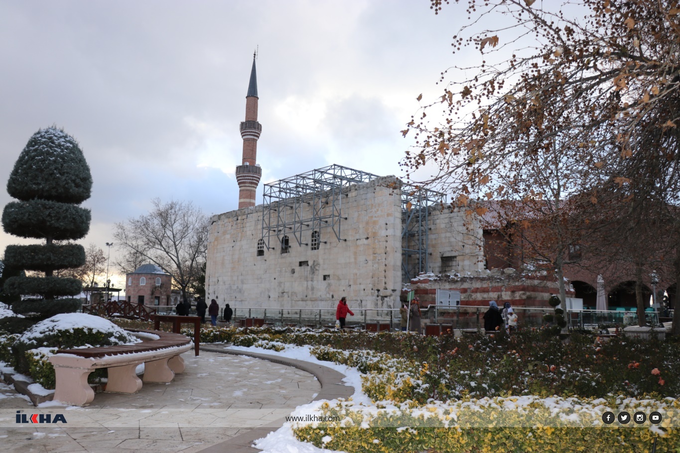 Ankara’da yeni yılın ilk gününde kar manzaraları