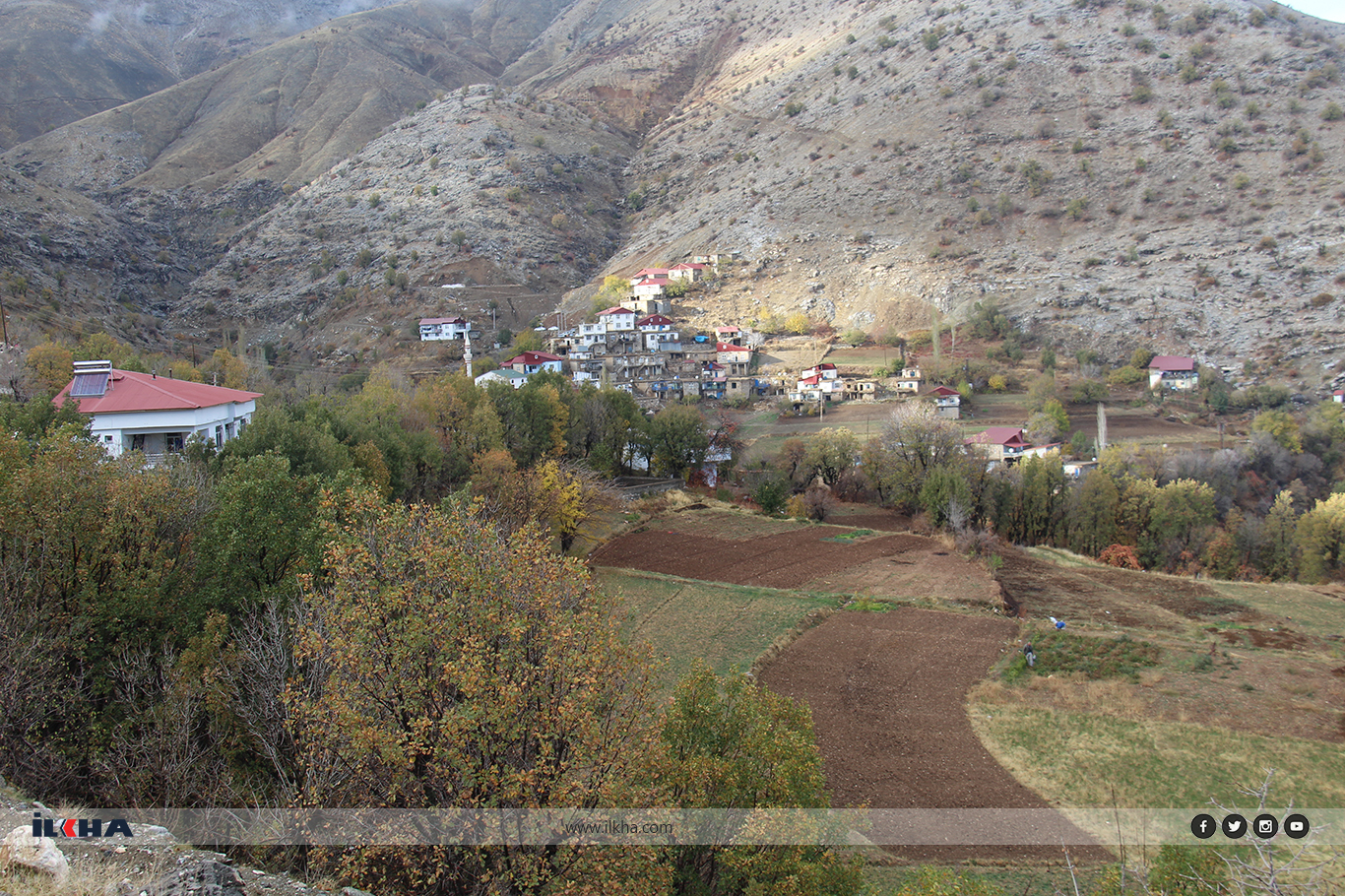 Çüngüş'ün bu mahallesinde su ve yol yok, çocuklar 2 yıldır okula gidemiyor