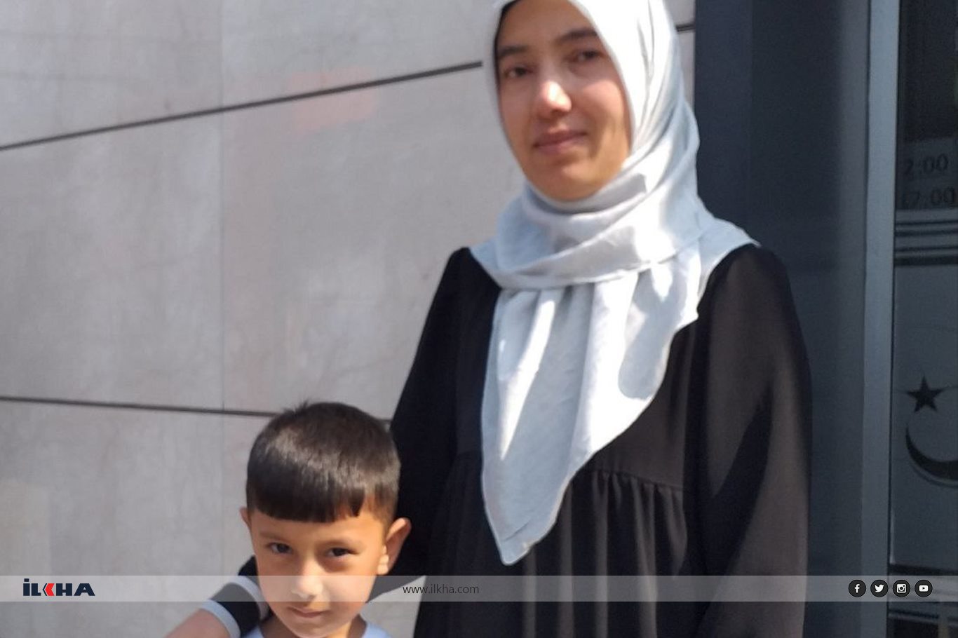 Özbekistan’a iade edilirse hapse girecek: Çocuklar 11 gündür gözyaşlarıyla bekliyor Özbekistan’a iade edilirse hapse girecek: Çocuklar 11 gündür gözyaşlarıyla bekliyor