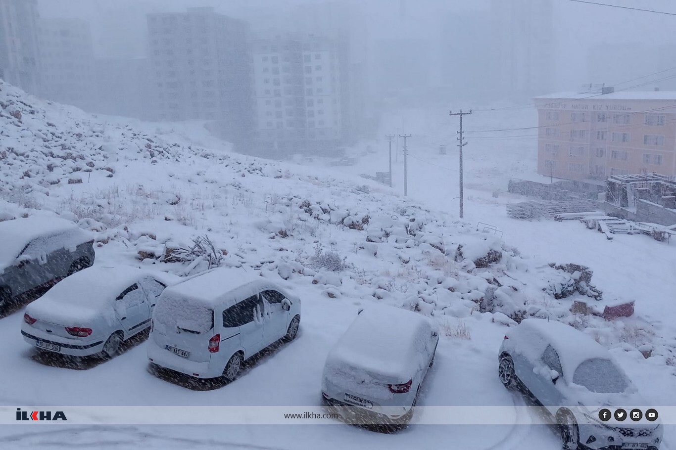 Mardin’de yılın ilk karı yağdı