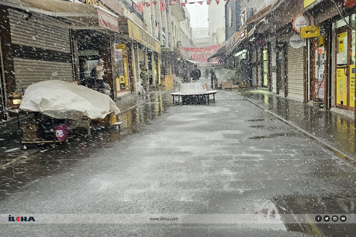 Mardin ve ilçelerinde kar yağışı 