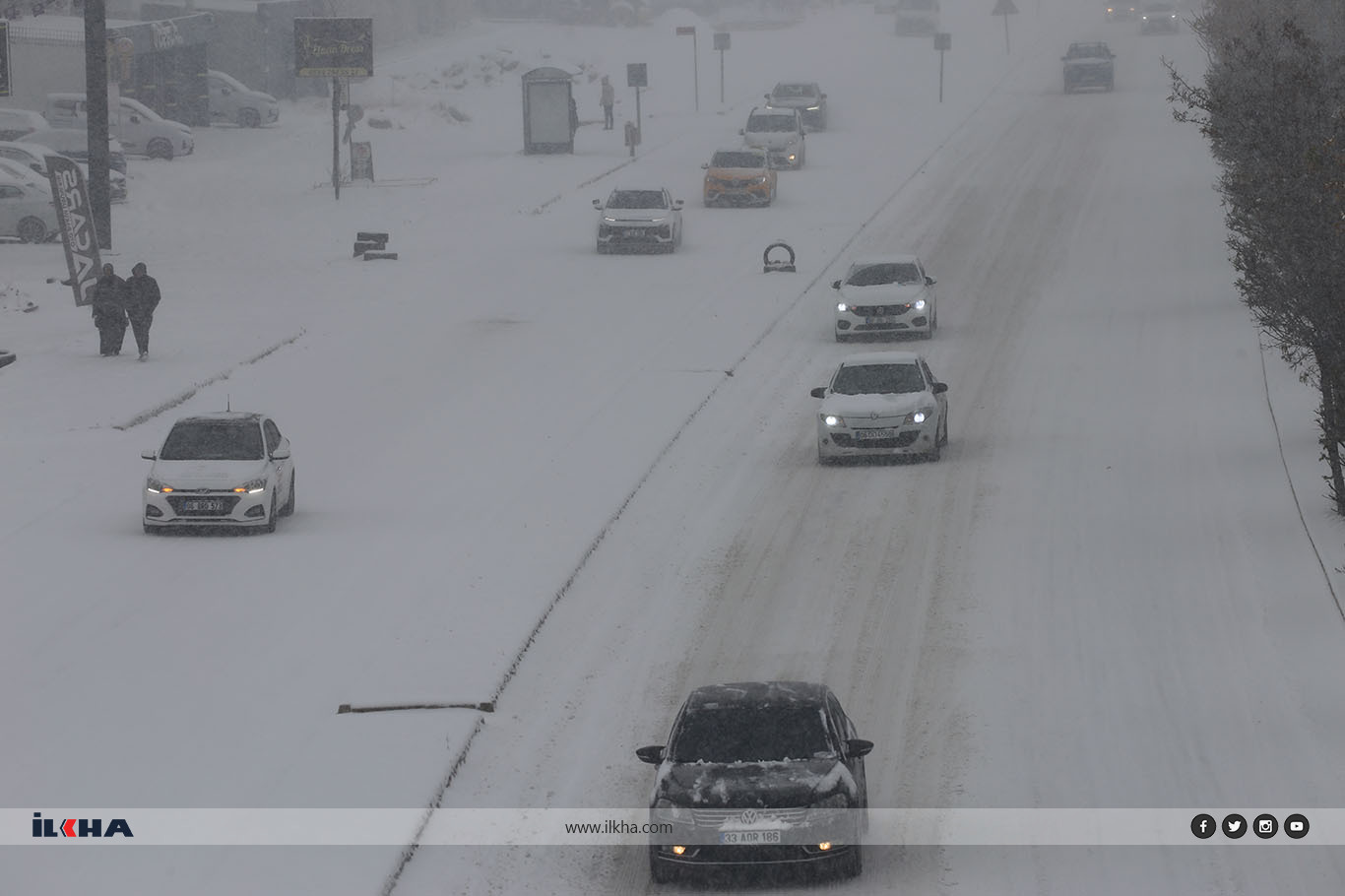 Diyarbakır’da karla mücadele yetersiz kaldı, ulaşım aksadı
