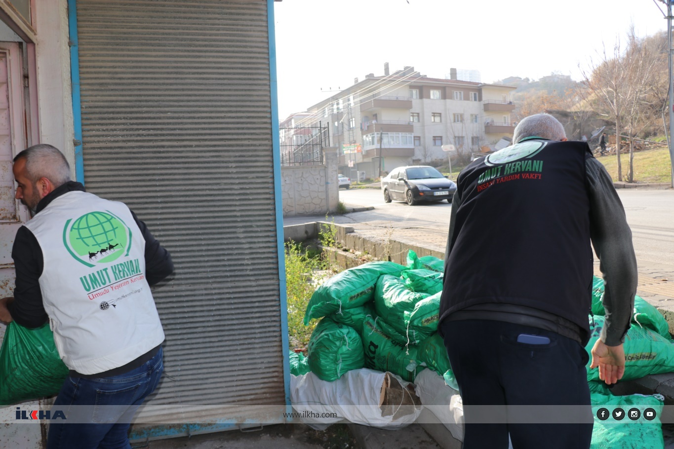 Umut Kervanı'ndan Ankara'da ihtiyaç sahibi aileye yardım