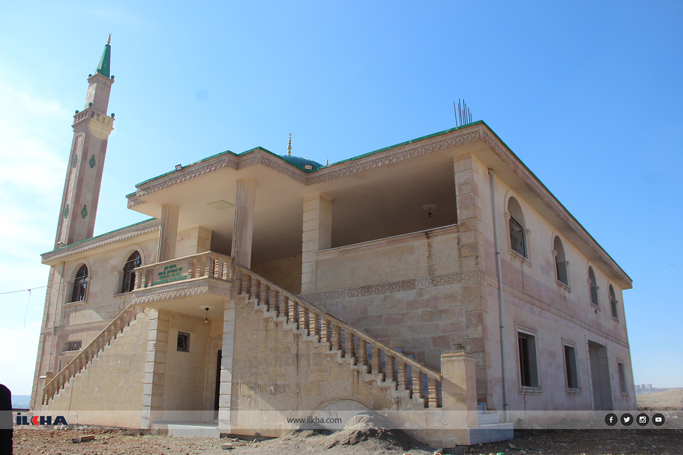 Cizre’de yeni inşa edilen cami sahipsiz kaldı, madde kullanım alanına dönüştü