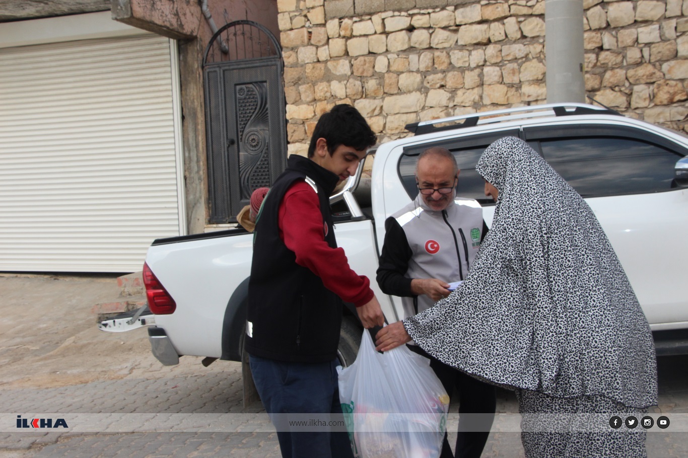 Mardin Umut Kervanı'ndan üç aylar münasebetiyle yüzlerce ihtiyaç sahibi aileye gıda yardımı