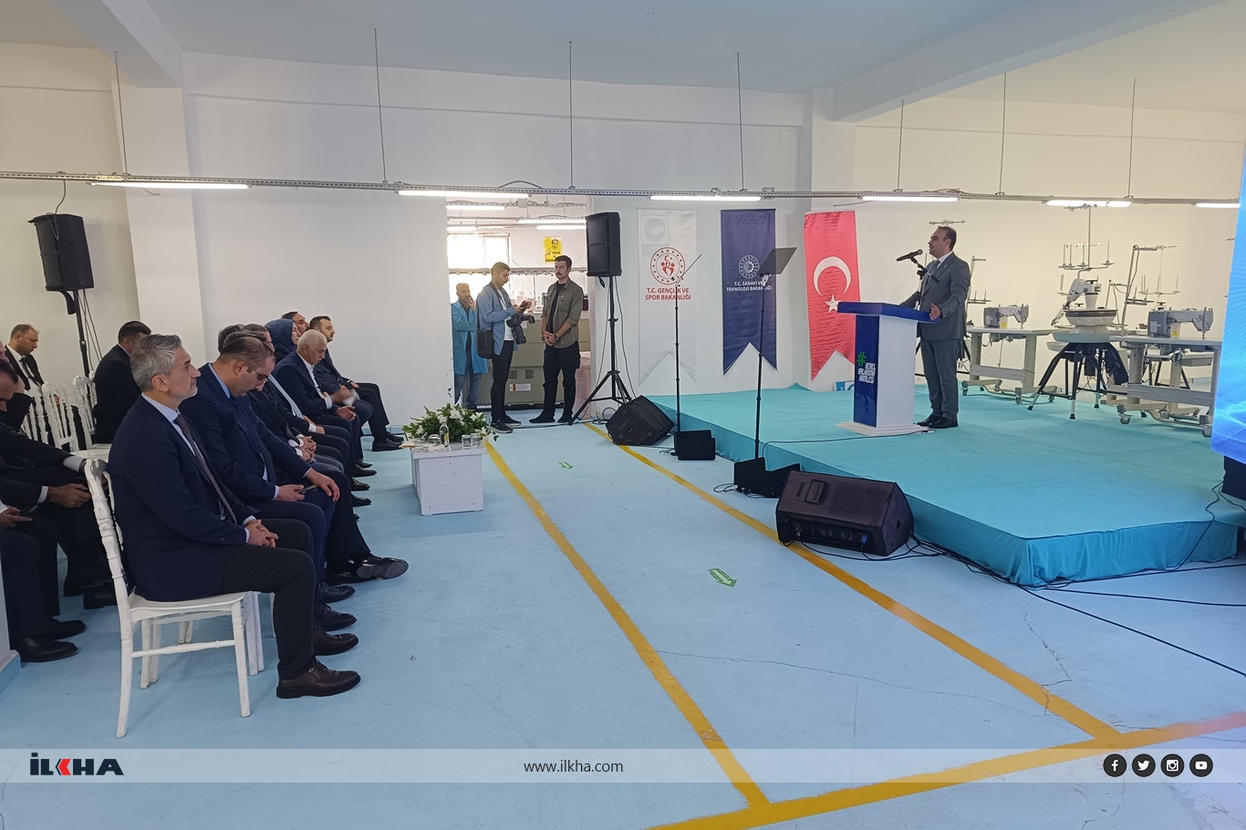 Bakan Kacır: Türkiye'nin 81 şehrini kalkınma yolculuğuna dahil ettik Bakan Kacır: Türkiye'nin 81 şehrini kalkınma yolculuğuna dahil ettik