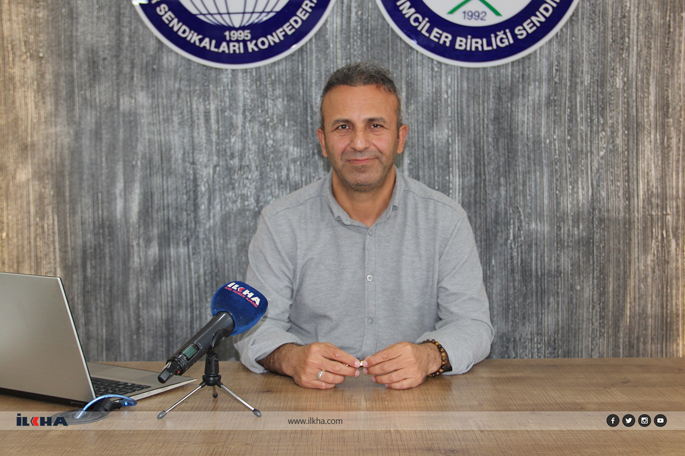 Eğitimci Güler: Gençler dijital dünyada kimlik bunalımı yaşıyor, çözüm güçlü aile yapısında Eğitimci Güler: Gençler dijital dünyada kimlik bunalımı yaşıyor, çözüm güçlü aile yapısında
