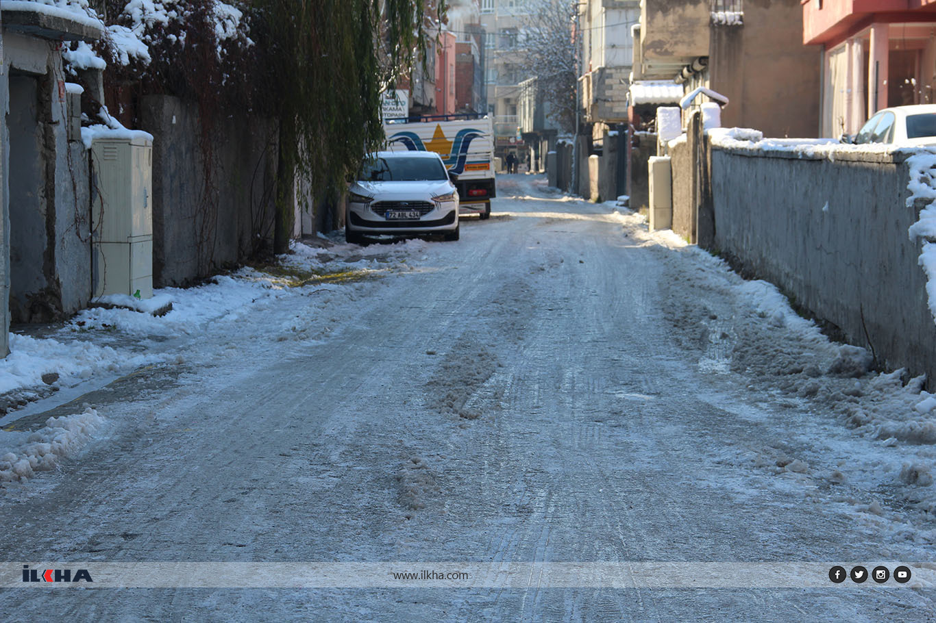 Batman'da kar sonrası cadde ve sokaklar buz pistine döndü