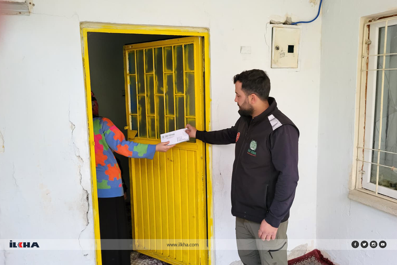 Kermesten elde edilen gelirler yetim ve muhtaç ailelere ulaştırıldı Kermesten elde edilen gelirler yetim ve muhtaç ailelere ulaştırıldı