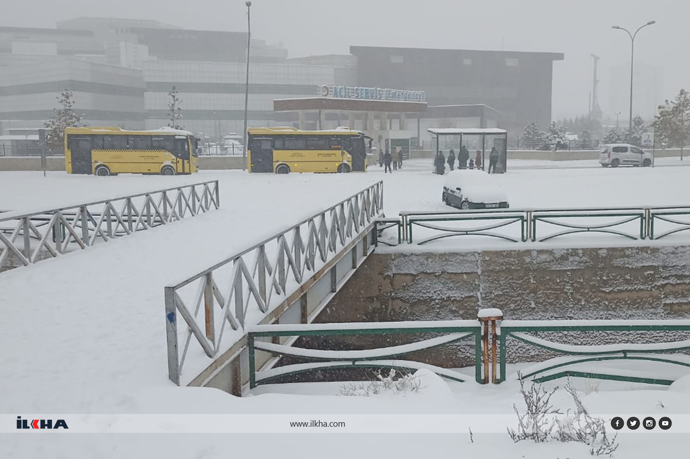 Gaziantep'te gece başlayan kar yağışı devam ediyor