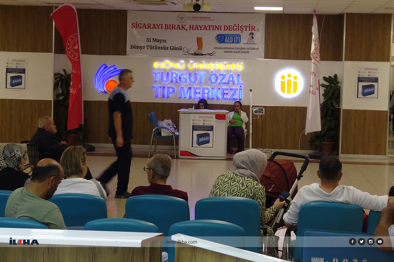 Prof. Dr. Akpolat: Sigara, göz sağlığını tehdit eden ciddi bir risk faktörüdür Prof. Dr. Akpolat: Sigara, göz sağlığını tehdit eden ciddi bir risk faktörüdür