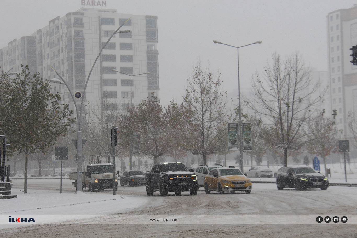 Diyarbakır’da karla mücadele yetersiz kaldı, ulaşım aksadı