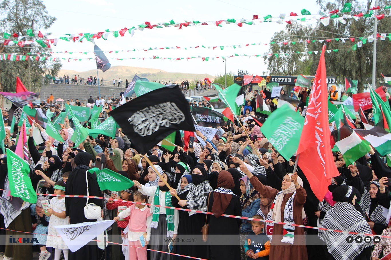 Mevlid-i Nebi etkinliğine katılan Peygamber Sevdalısı kadınlar, duygularını paylaştı