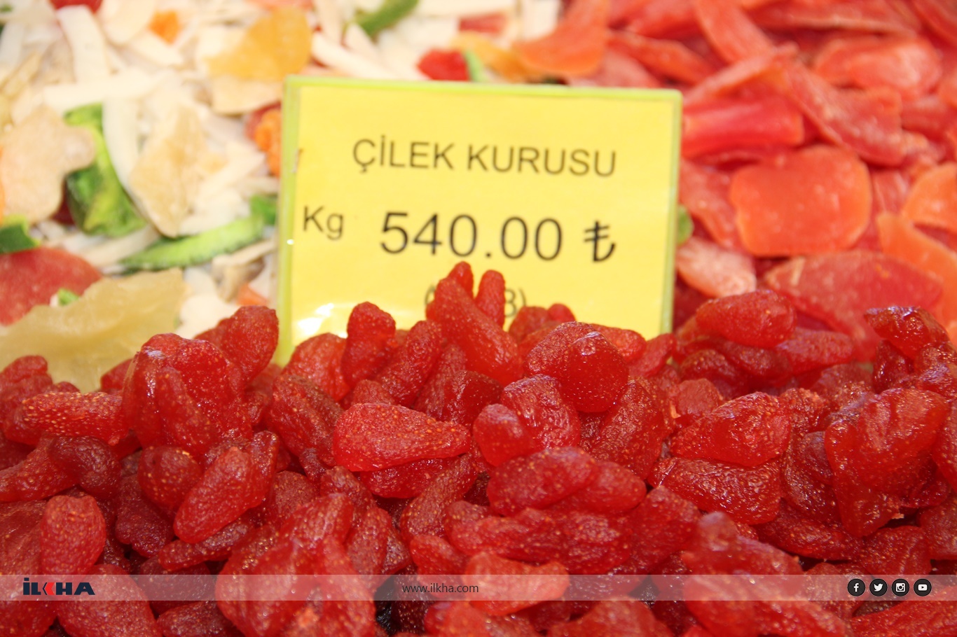 Aktarlarda tropikal kuru meyvelere yoğun ilgi