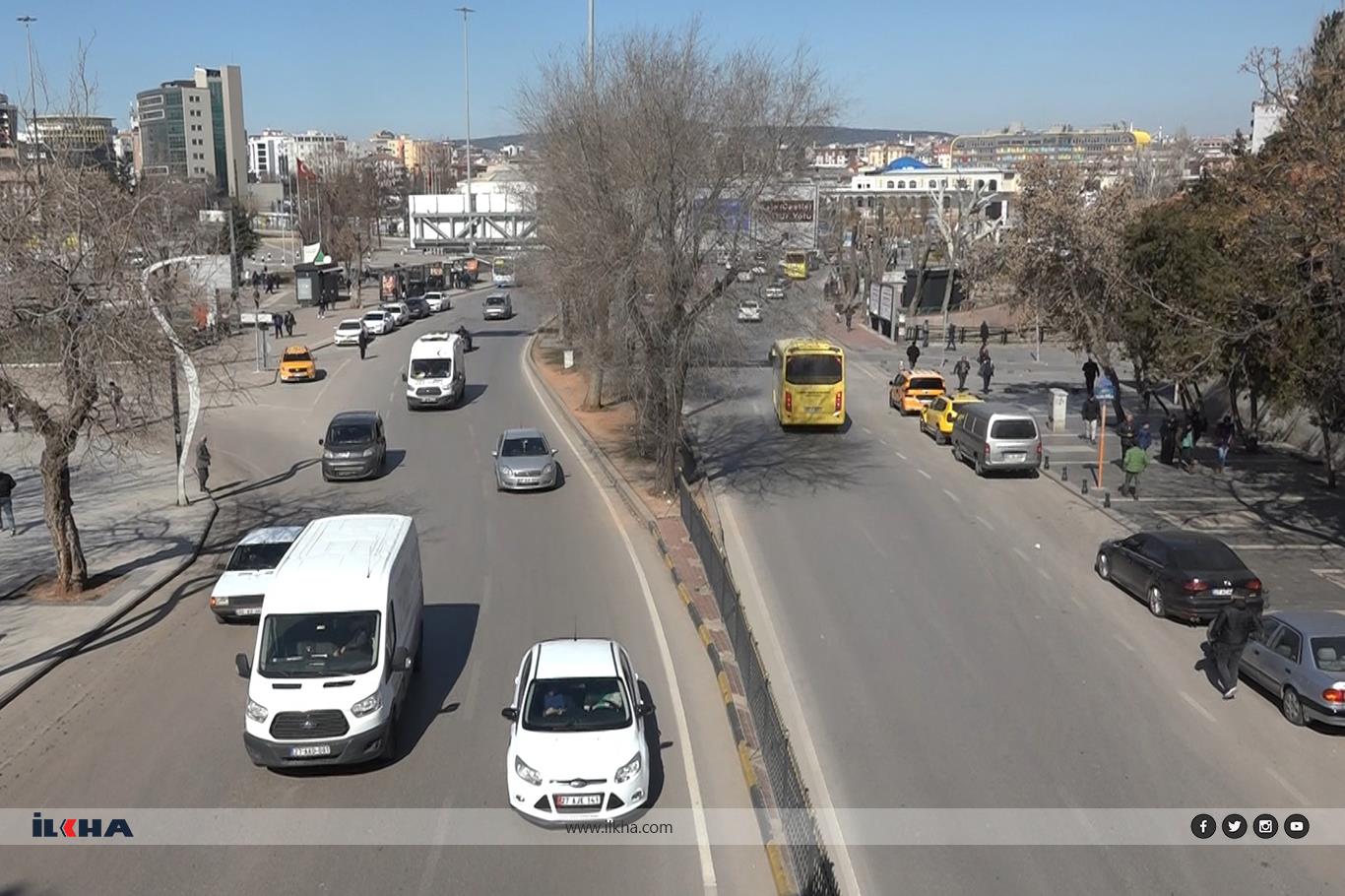 Gaziantep’te depremden sonra hayat normale dönmeye başlıyor Gaziantep’te depremden sonra hayat normale dönmeye başlıyor