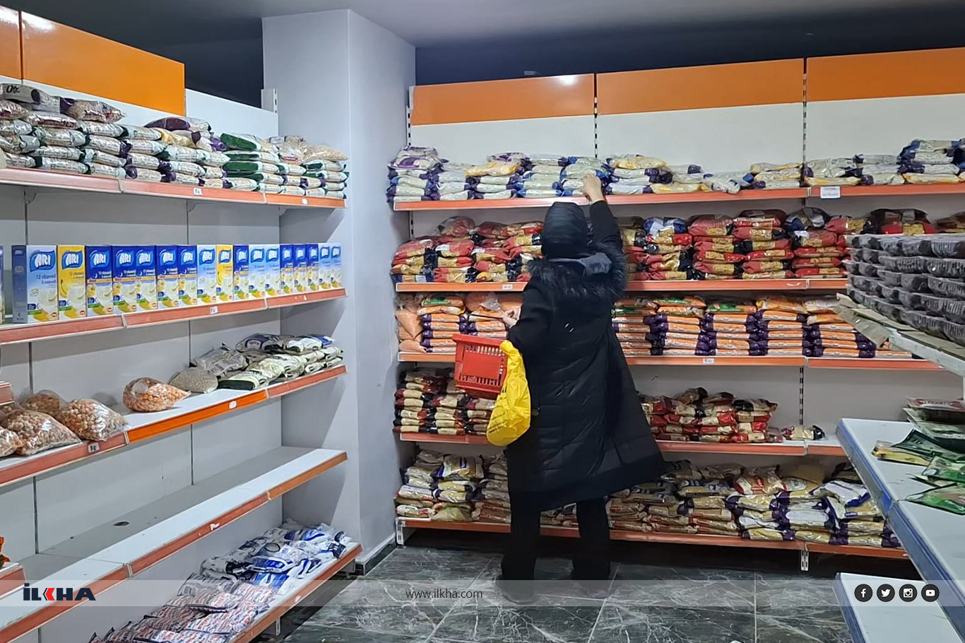 Umut Kervanı Van’da Regaib Kandili vesilesiyle onlarca aileyi sevindirdi