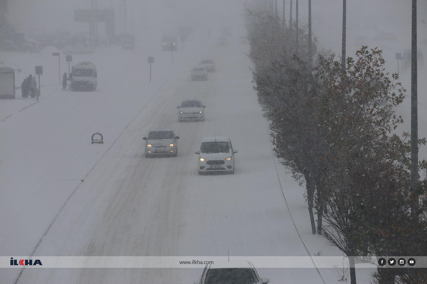Diyarbakır’da karla mücadele yetersiz kaldı, ulaşım aksadı