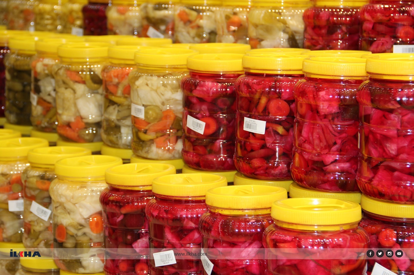 Turşuya kış talebi: 30'u aşkın çeşidiyle tezgâhlarda