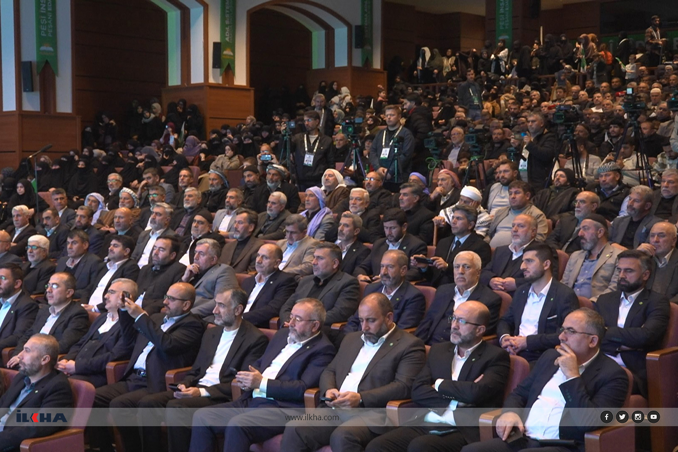 HÜDA PAR Kadın Kolları Başkanı Yarar: Aileyi hedef alan anlayışlara karşı kararlılıkla mücadele edeceğiz