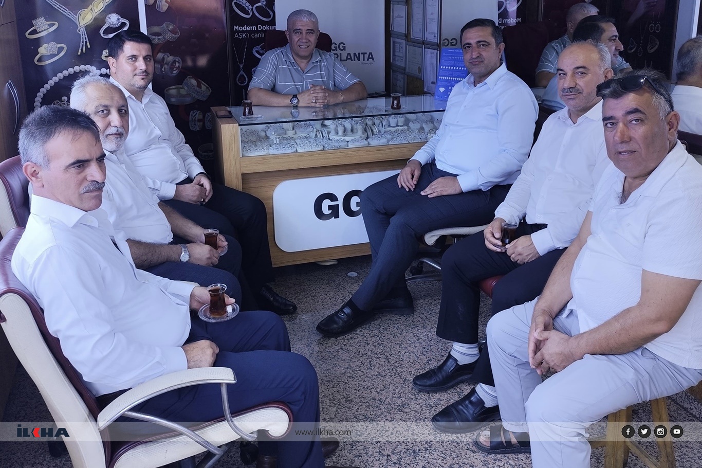 HÜDA PAR Milletvekili Ramanlı Antalya’da temaslarda bulundu HÜDA PAR Milletvekili Ramanlı Antalya’da temaslarda bulundu
