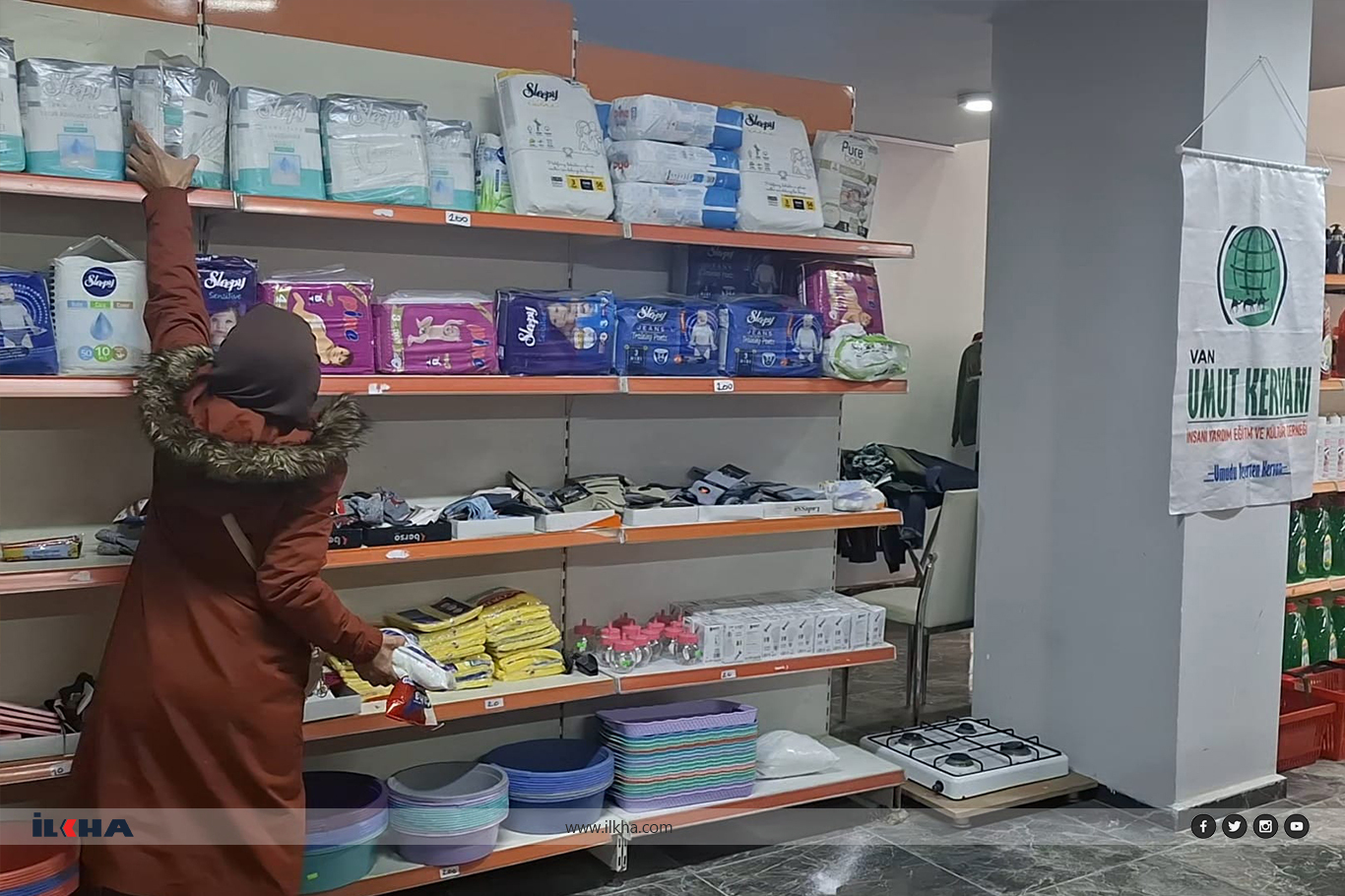 Umut Kervanı Van’da Regaib Kandili vesilesiyle onlarca aileyi sevindirdi