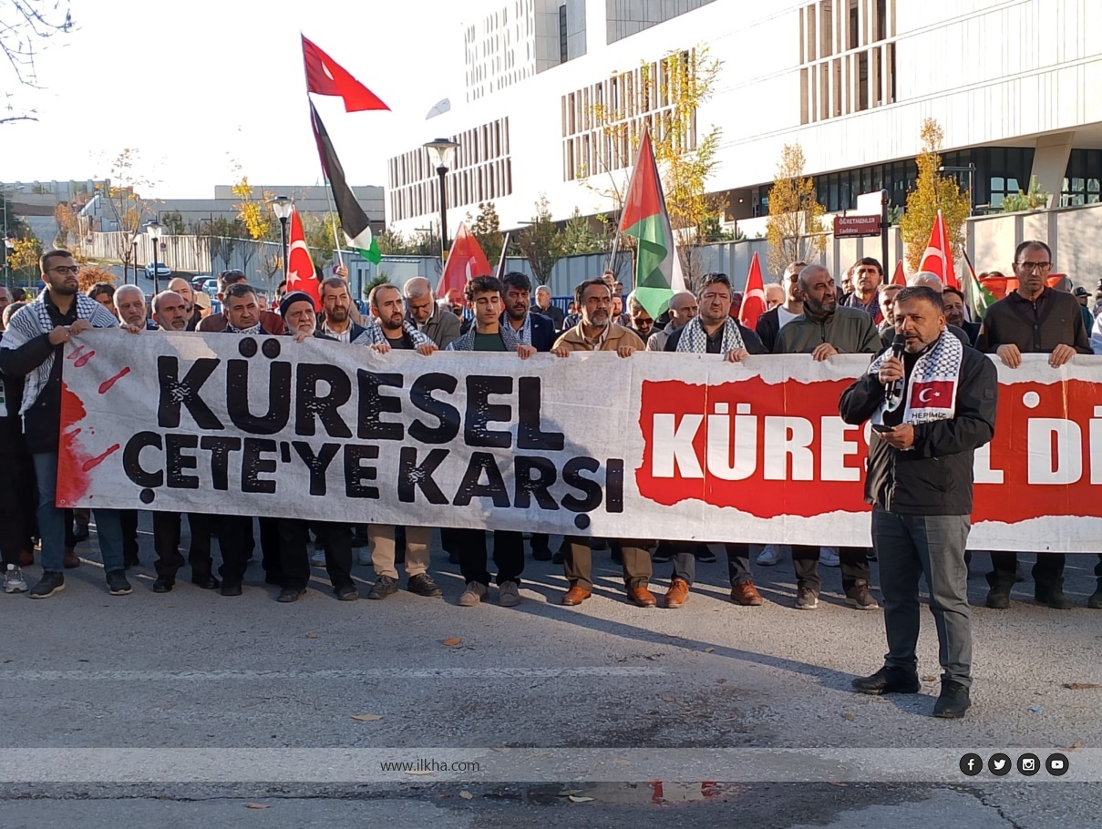 ABD Büyükelçiliği önünde protesto: Ateşkesi ihlal eden katiller hesap vermeli ABD Büyükelçiliği önünde protesto: Ateşkesi ihlal eden katiller hesap vermeli