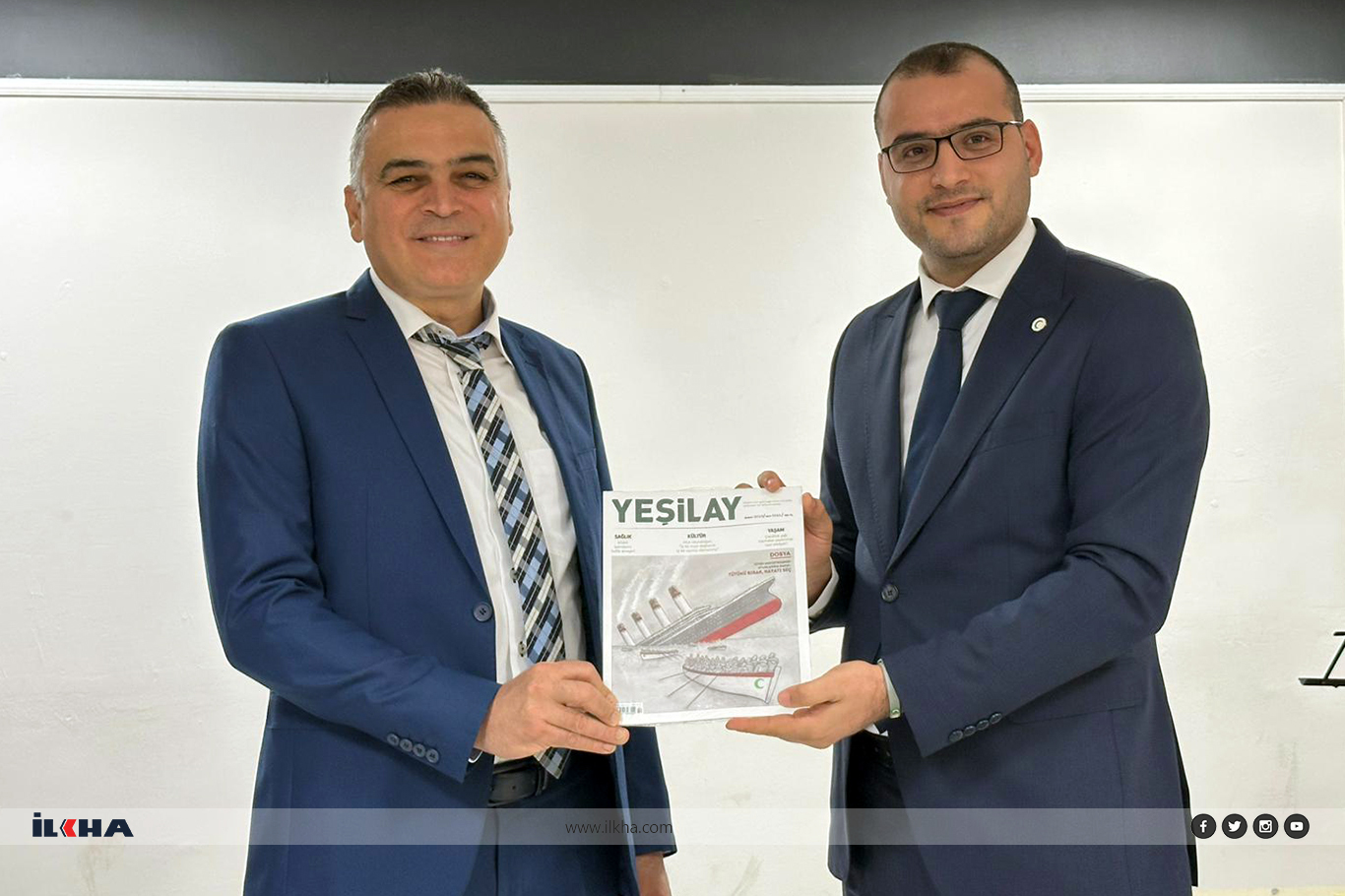 Adana'da "Sağlıklı Nesil Sağlıklı Gelecek" resim sergisi ziyarete açıldı