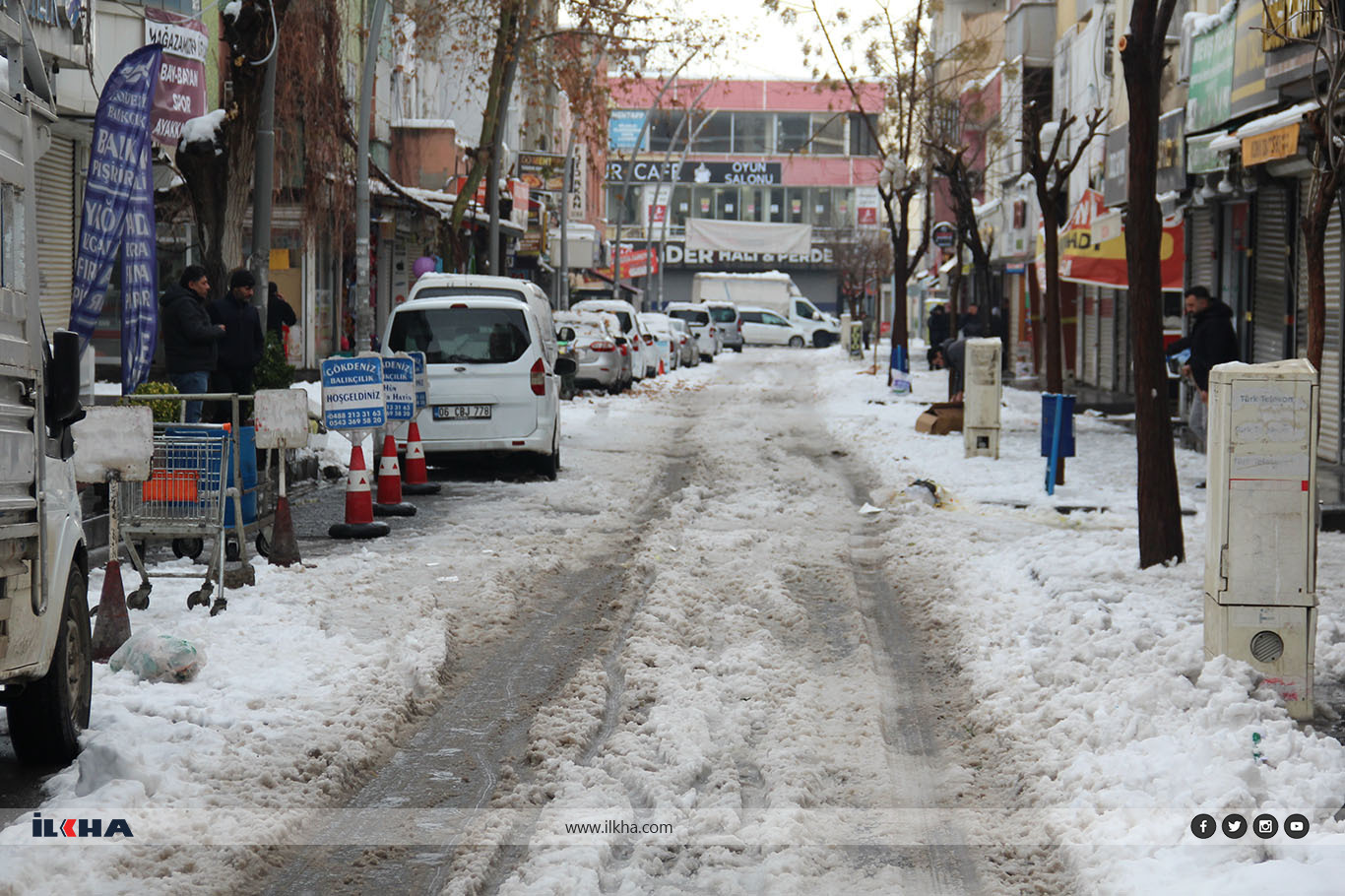 Batman'da mahalle araları kardan geçilmiyor: Hayat durma noktasında
