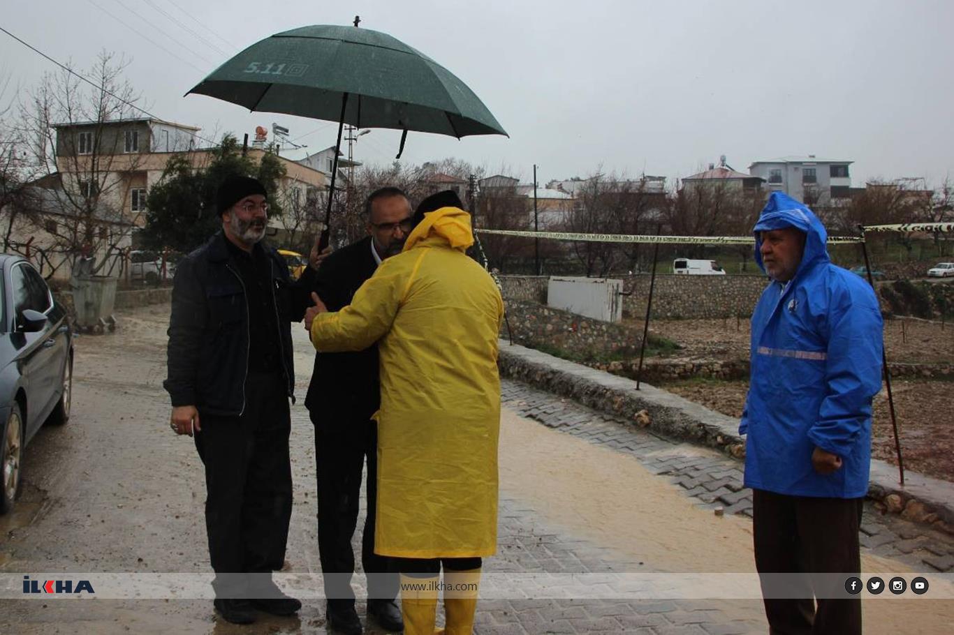 HÜDA PAR heyetinden selde kaybolan anne ve kızının ailesine ziyaret HÜDA PAR heyetinden selde kaybolan anne ve kızının ailesine ziyaret