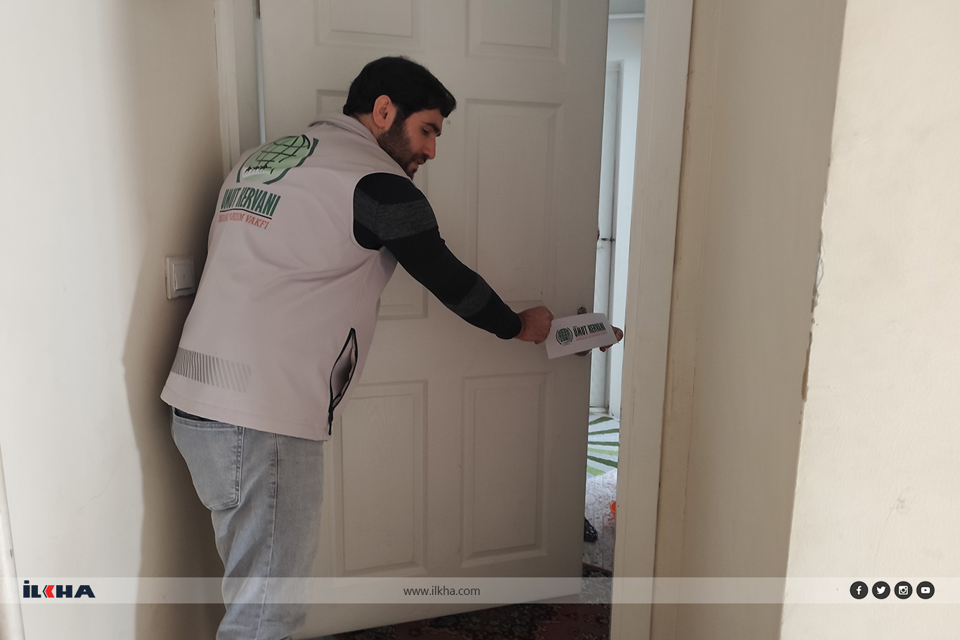 Konya Umut Kervanı’ndan Regaib Kandili’nde onlarca aileye alışveriş kartı desteği