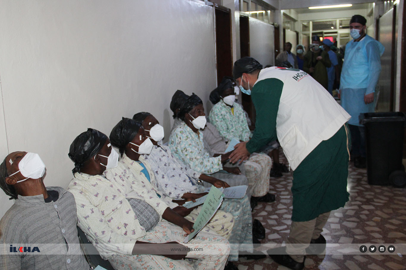 IHO EBRAR'dan Etiyopya'da katarakt ameliyatı ve kanser hastası çocuklara nakdi destek