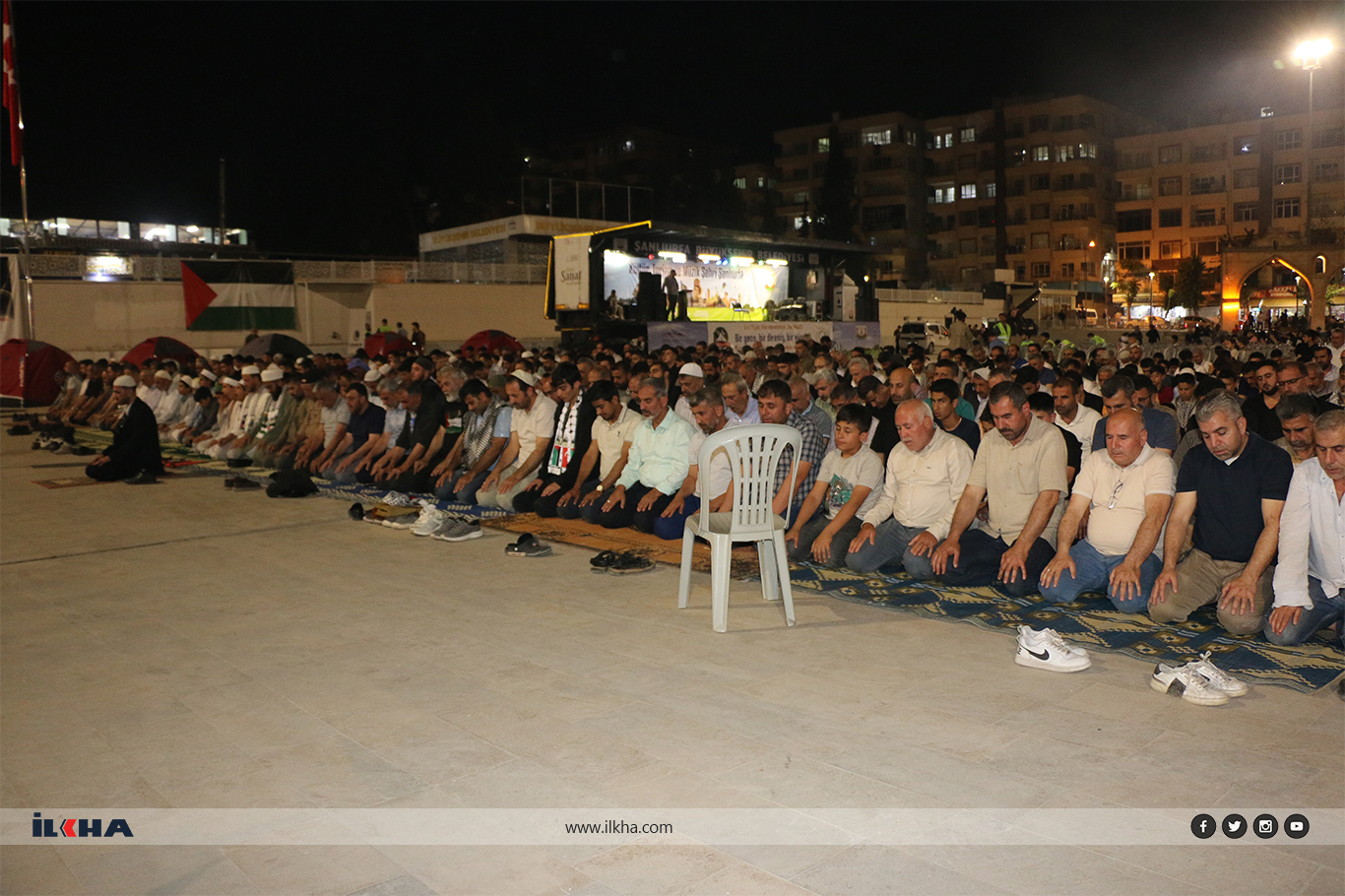 Şanlıurfa'da ‘Gazze için nöbet’ programı düzenlendi Şanlıurfa'da ‘Gazze için nöbet’ programı düzenlendi