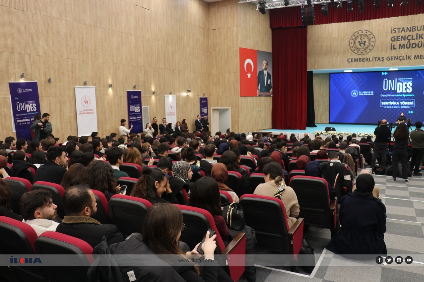 Gençlik ve Spor Bakanı Bak, ÜNİDES programında konuştu