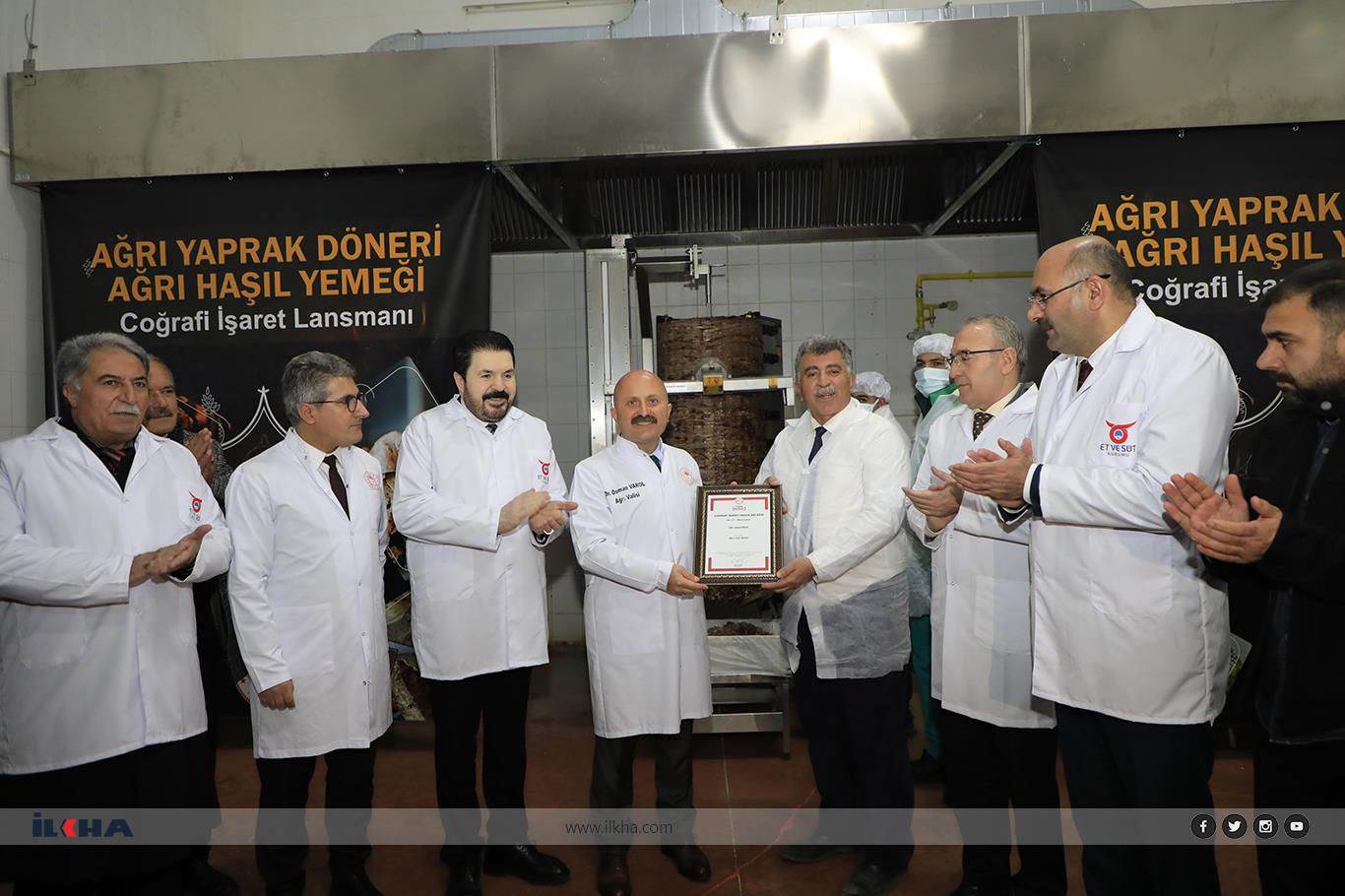 Coğrafi işaret belgesi alan "Ağrı Yaprak Döneri" ve "Haşıl Yemeği Lansman" toplantısı yapıldı Coğrafi işaret belgesi alan "Ağrı Yaprak Döneri" ve "Haşıl Yemeği Lansman" toplantısı yapıldı