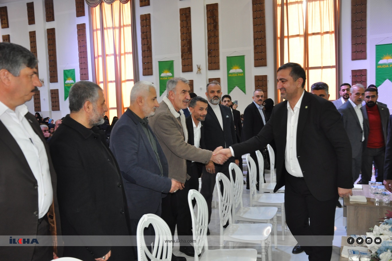 Batman Belediye Başkan adayı Ramanlı, projelerini ve meclis üyelerini açıkladı