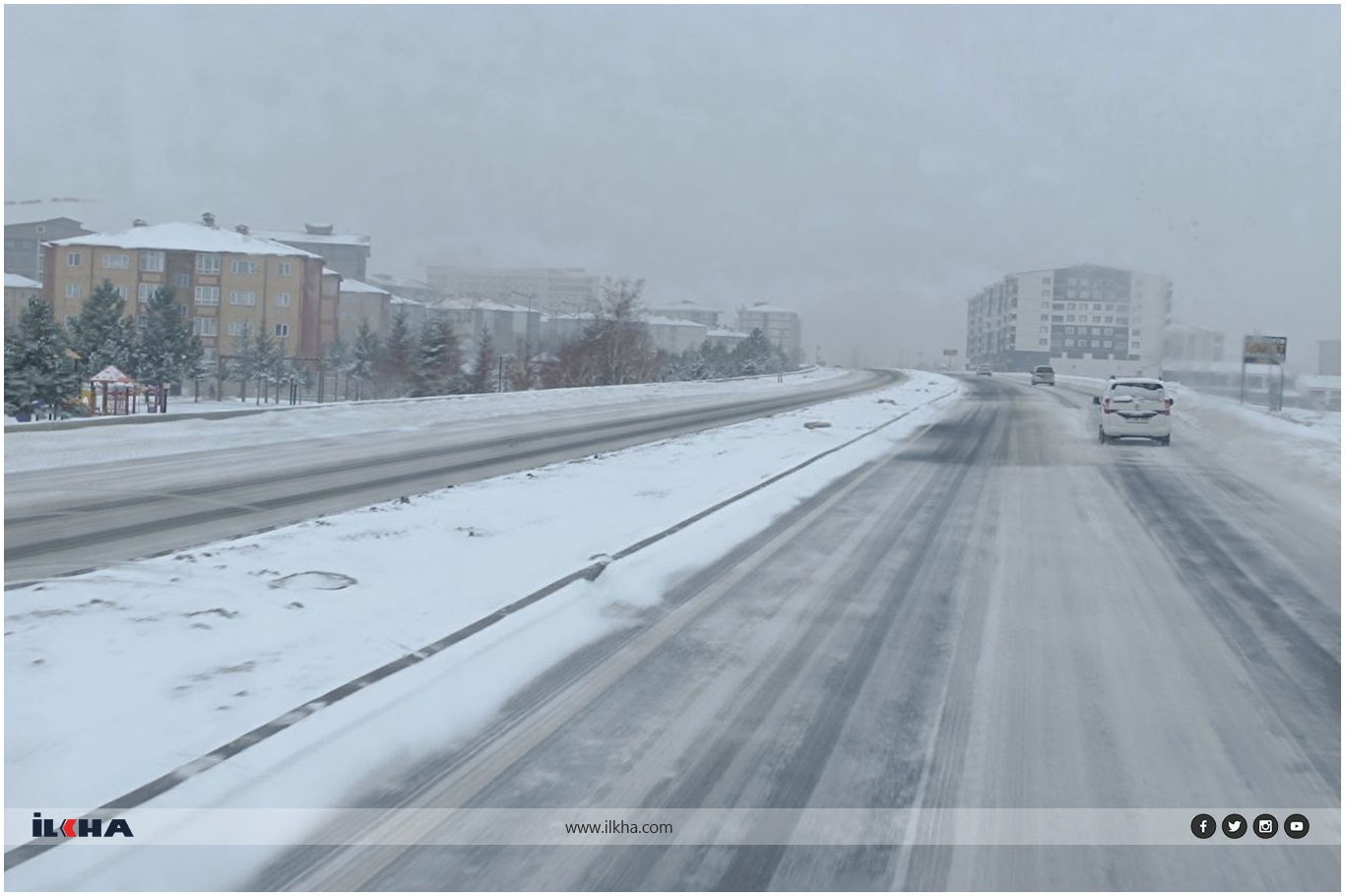 Bitlis’te yoğun kar yağışı ve fırtına: 180 köy yolu ulaşıma kapandı