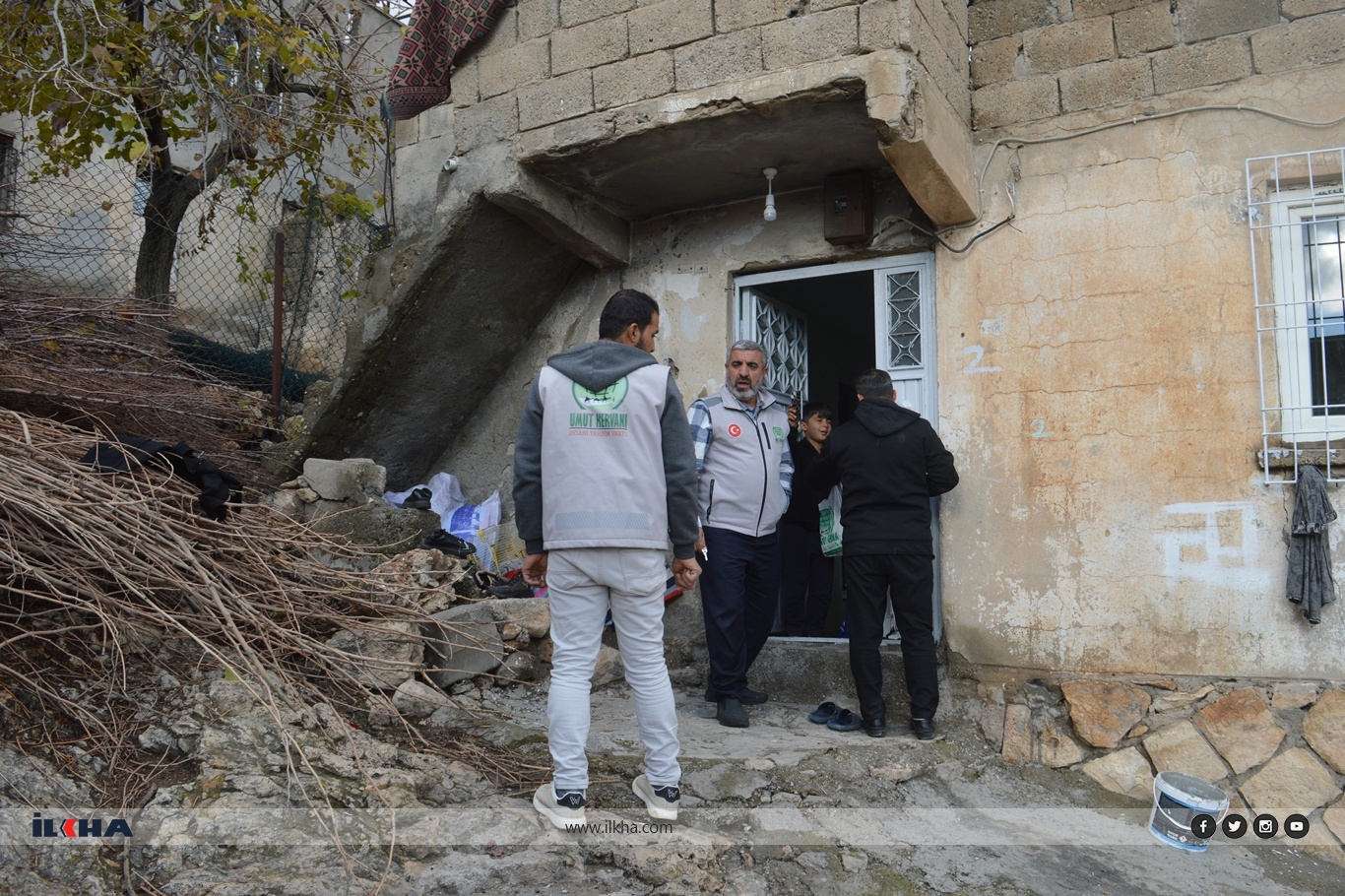 Siirt’te yürek burkan manzara: Isınacak odunu olmayan ailelere yardım çağrısı