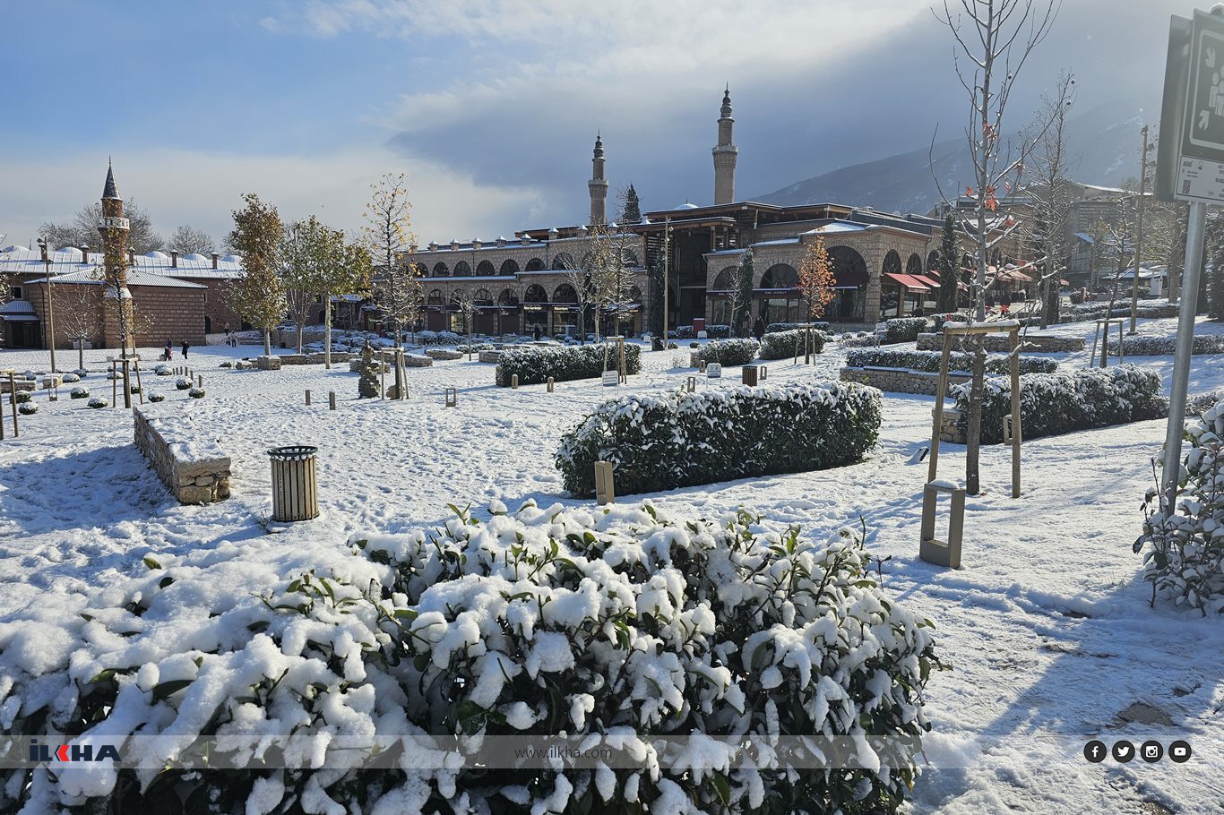 Kar yağışı Bursa’ya kartpostallık görüntüler sundu