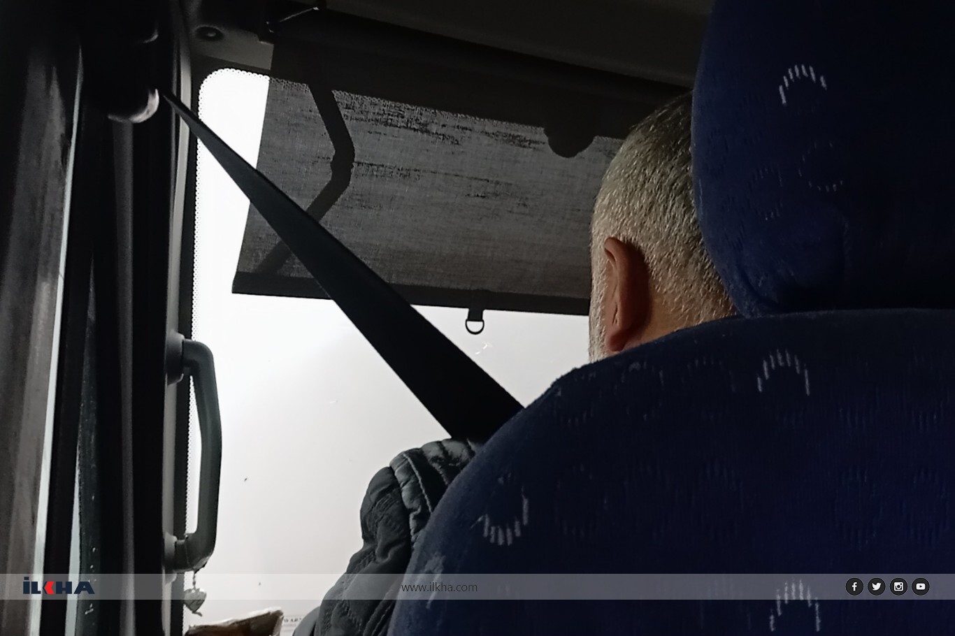 Mardin güne yoğun sisle uyandı: Görüş mesafesi 5 metreye kadar düştü