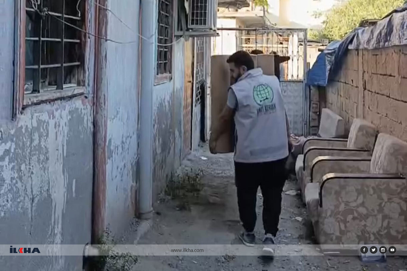 Tarsus Umut Kervanı'ndan ihtiyaç sahibi ailelere ev eşyası desteği Tarsus Umut Kervanı'ndan ihtiyaç sahibi ailelere ev eşyası desteği