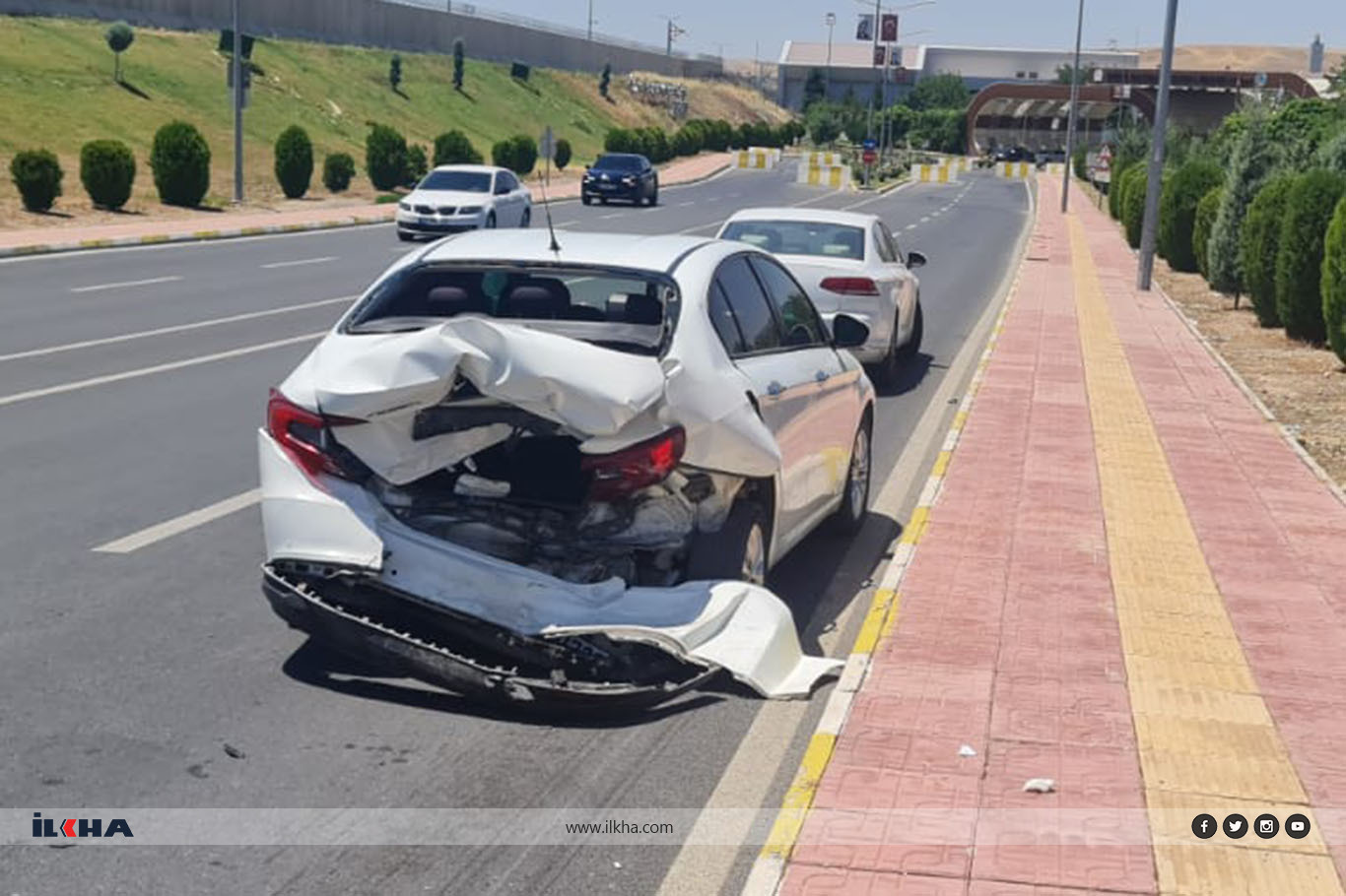 Batman'da trafik kazası maddi hasarla atlatıldı Batman'da trafik kazası maddi hasarla atlatıldı