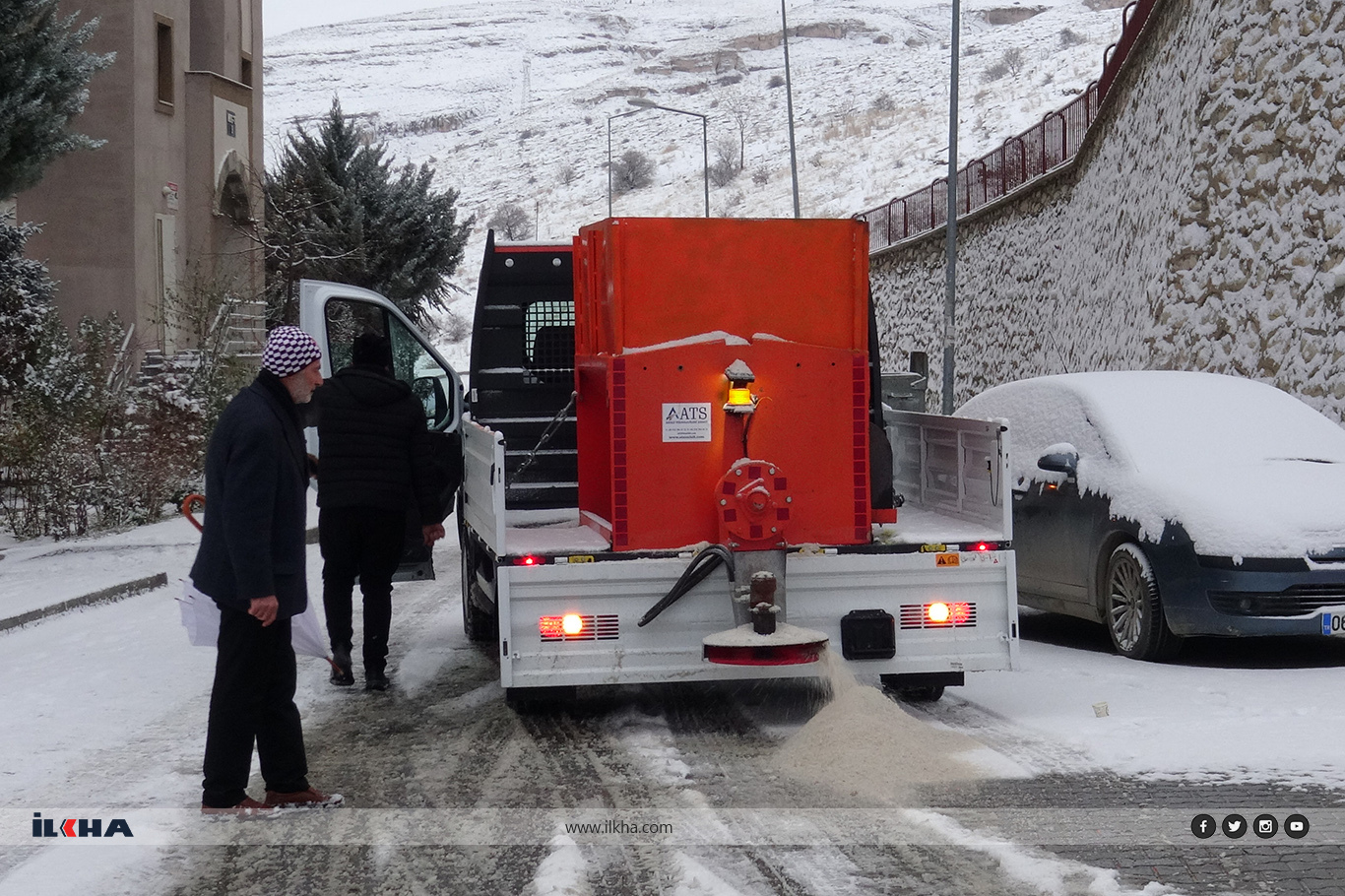 Malatya'da kış mevsiminin ilk kar yağışı: Sevinç ve mağduriyet bir arada 