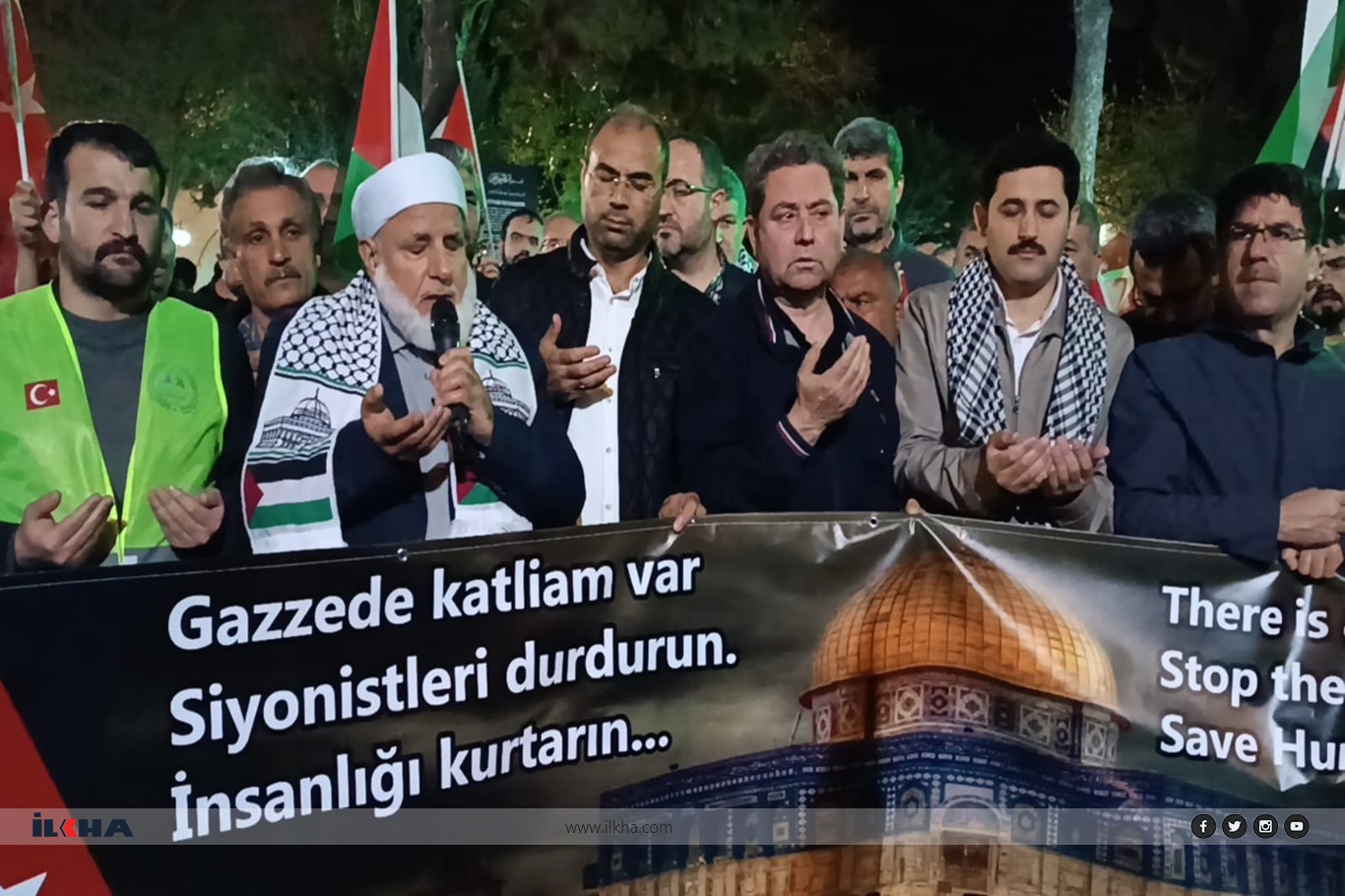 Siyonistlerin Gazzede yaptığı soykırım Şanlıurfa'da telin edildi Siyonistlerin Gazzede yaptığı soykırım Şanlıurfa'da telin edildi